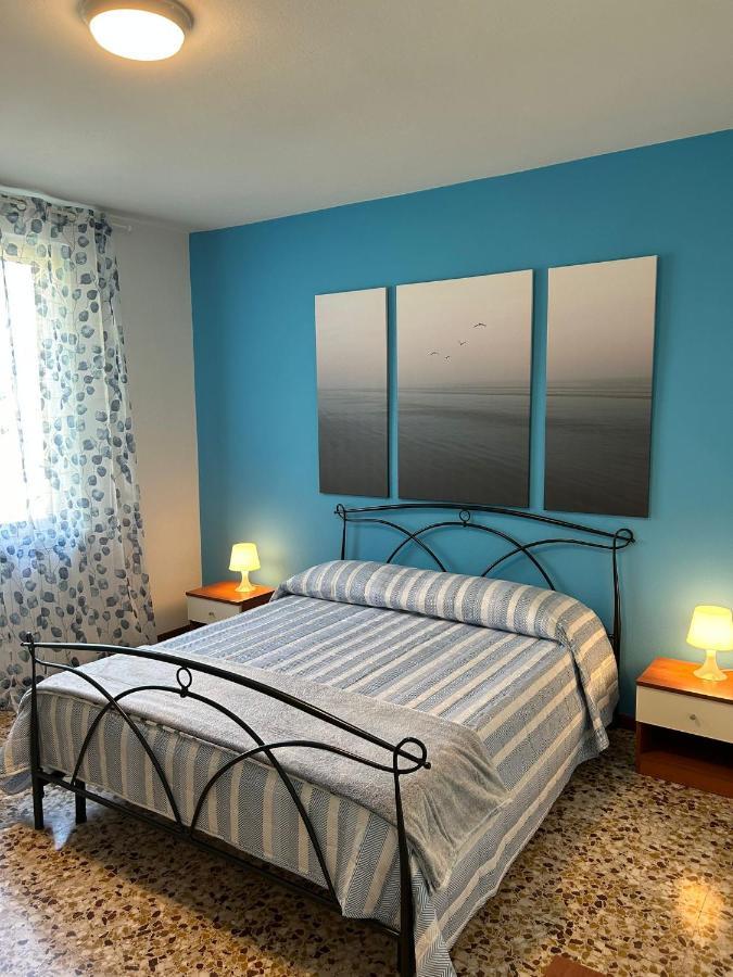 Sebino Holiday Home Monte Isola Esterno foto